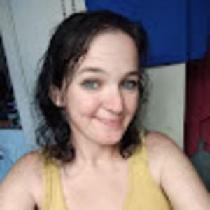 Meet your Posher, Carrie